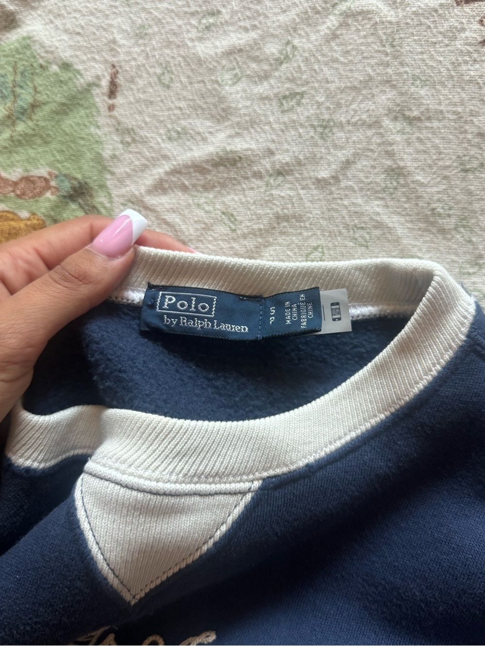 Ralph Lauren Chain Stitched Quote Fleece Sweatshirt - Picture 6 of 10